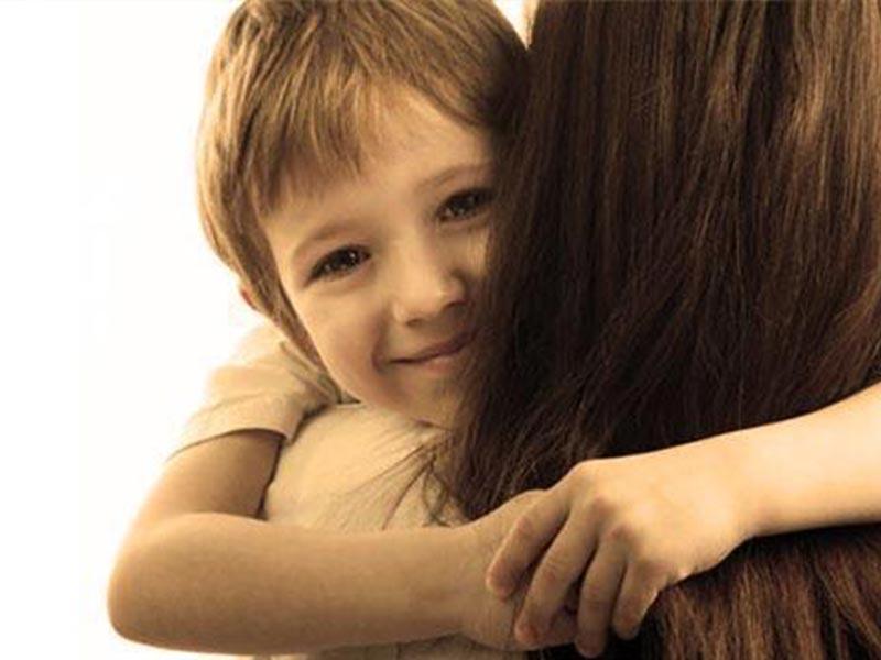 Çocuklara sarılmanın faydaları nelerdir?