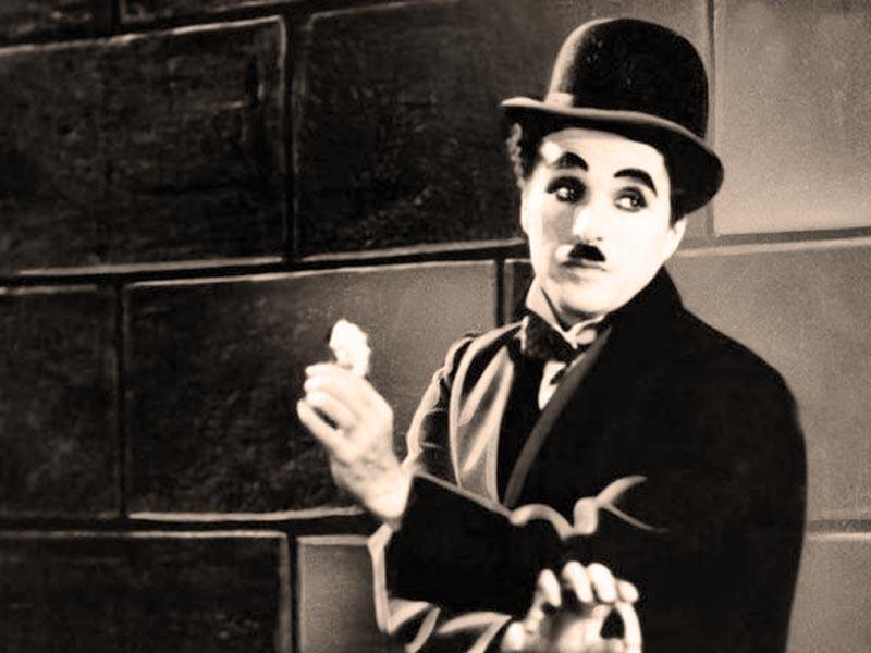 Charlie Chaplin’in kendine yazdığı şiirin sözleri nasıldır?